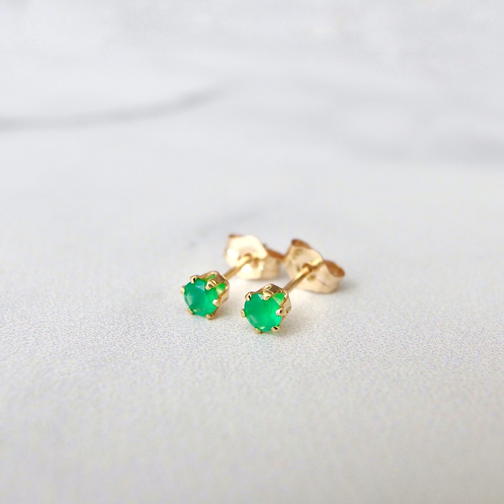 New 3mm green onyx stud earrings 14k gold filled